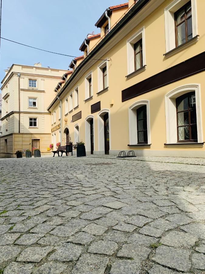 Apartament Pietrowy W Centrum Klodzka Z Darmowym Parkingiem Klodzko Ngoại thất bức ảnh
